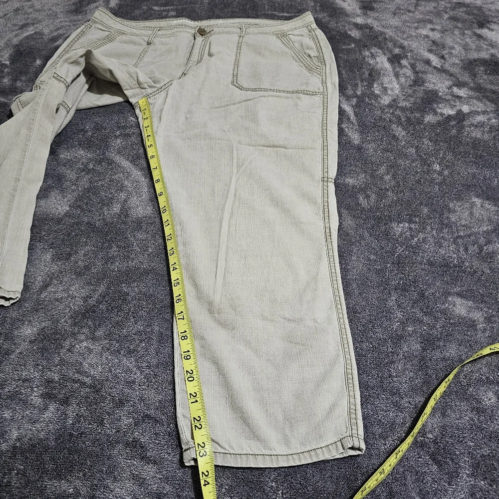 Sonoma Cargo Capri Cropped Pants Light Gray Cotton Lightweight Womens Size 16 - Picture 8 of 13